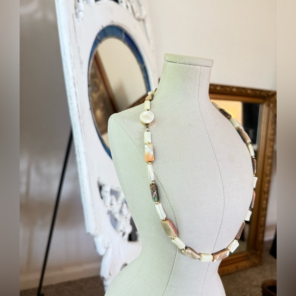 Antique Abalone Mother Of Pearl Necklace - Picture 17 of 17